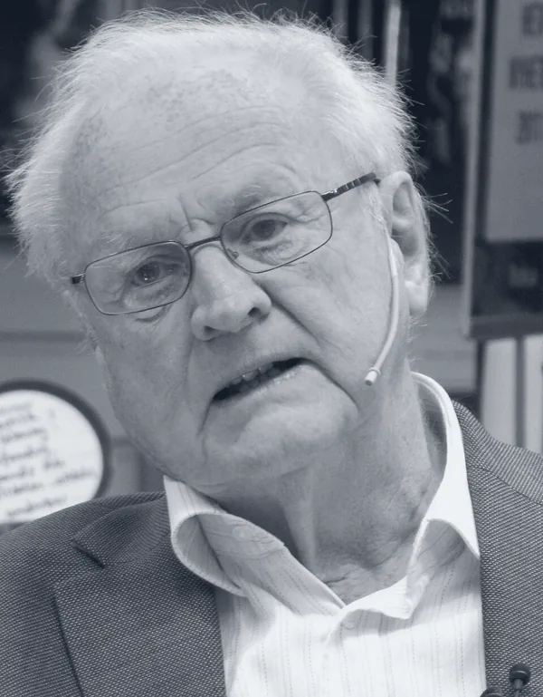 Photograph of Arvid Carlsson lecturing, 2011